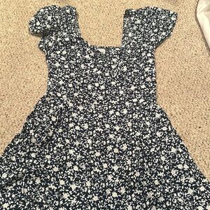 Floral blue dress never worn tag still on
